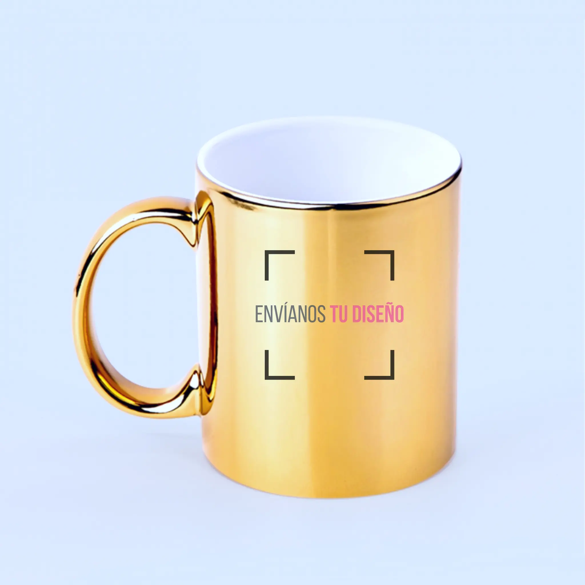 Tazón metálico dorado personalizado con diseño a elección. Frase “envíanos tu diseño” en el centro.